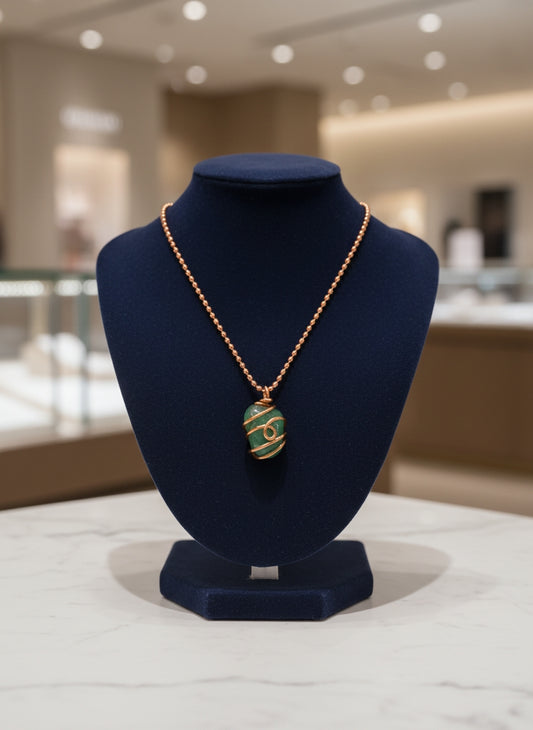 Green Aventurine Healing Crystal Necklace (Reiki Infused)