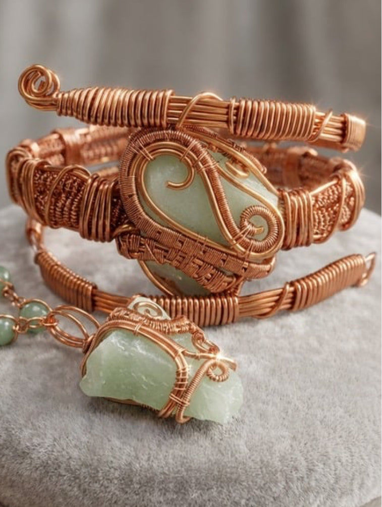 Kryptonite Glow Healing Masterpiece Bracelet/Necklace Set